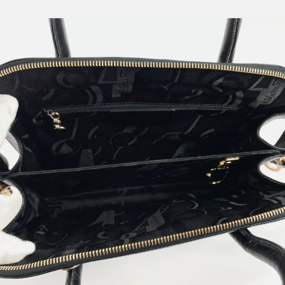 Ferragamo handbag - Picture 7 of 8